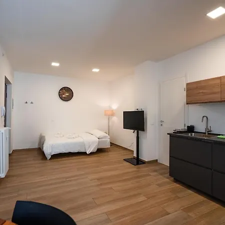 Moderno Trilocale Nel Centro Storico Di Apartmán Ravenna