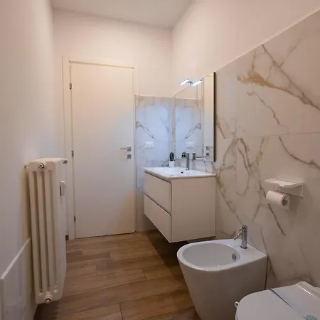 Moderno Trilocale Nel Centro Storico Di