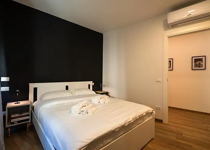 Moderno Trilocale Nel Centro Storico Di * Ravenna