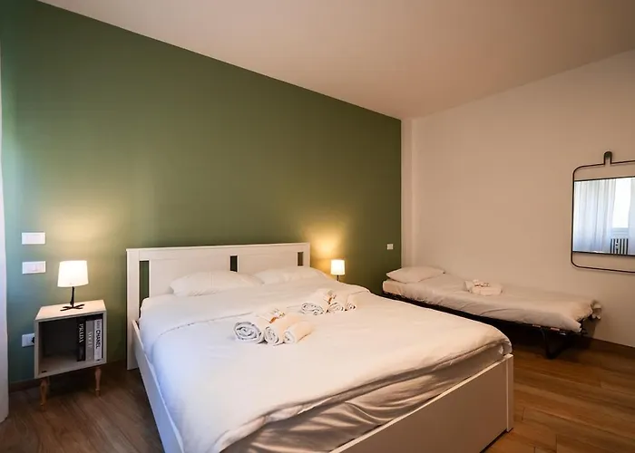 Moderno Trilocale Nel Centro Storico Di